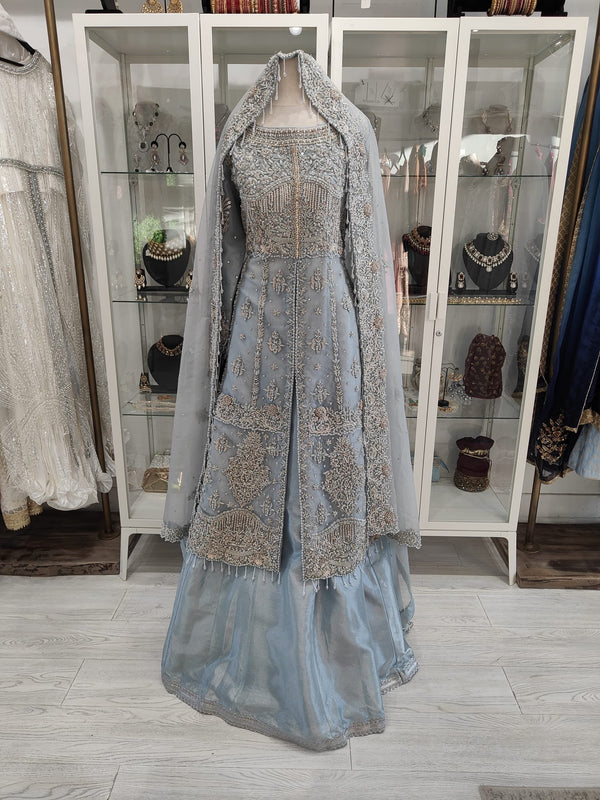 Karigur Walima gown
