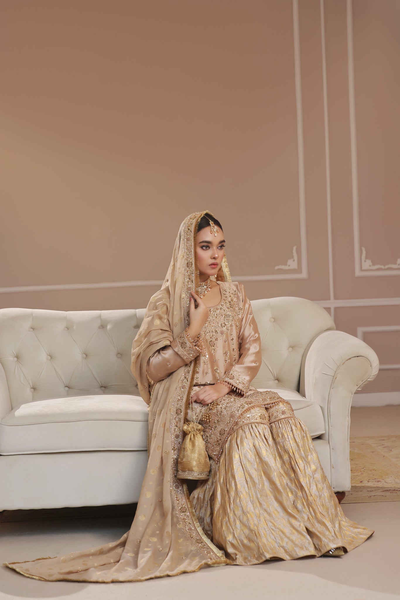 Alara - bridal look by Karigur Bridal, view 4