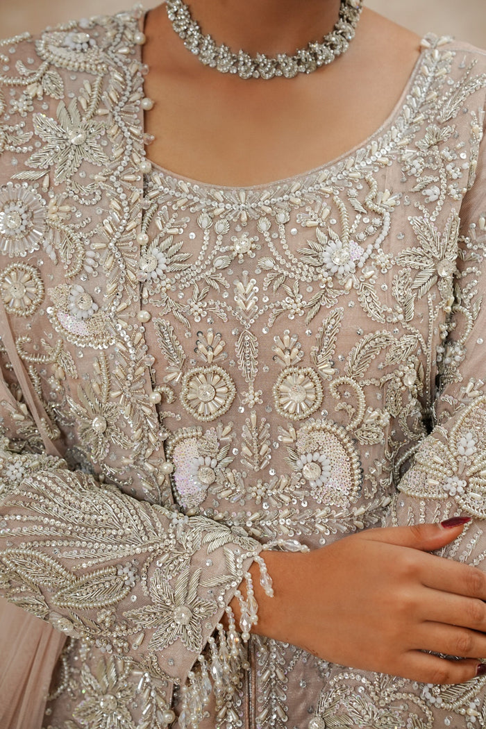 Alya - bridal look by Karigur Bridal, view 6