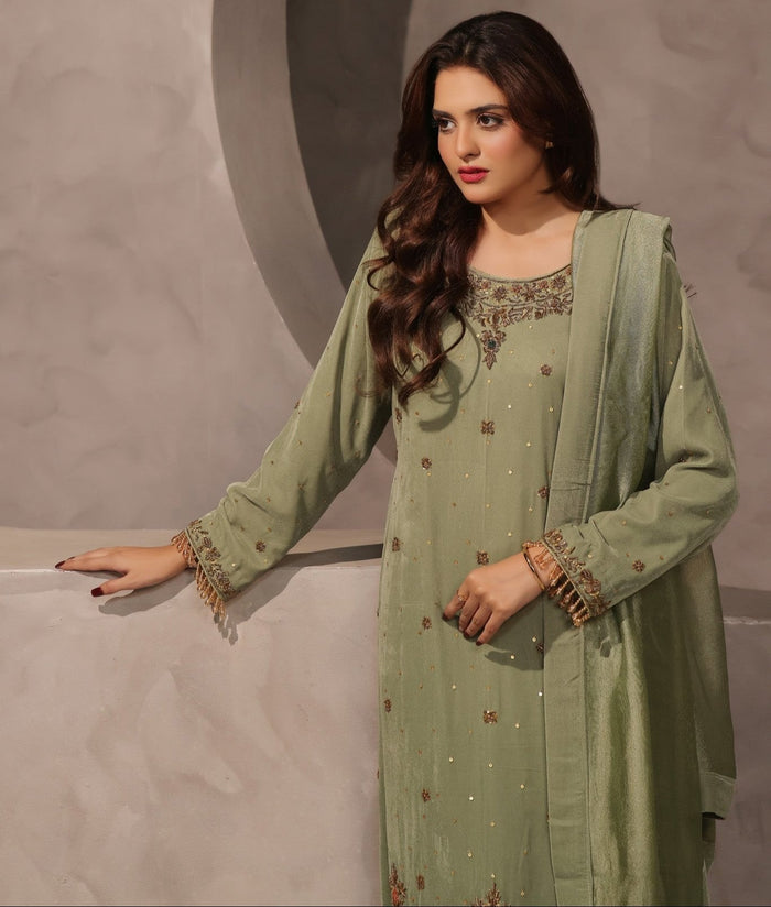 Arooj - bridal look by Karigur Bridal, view 2