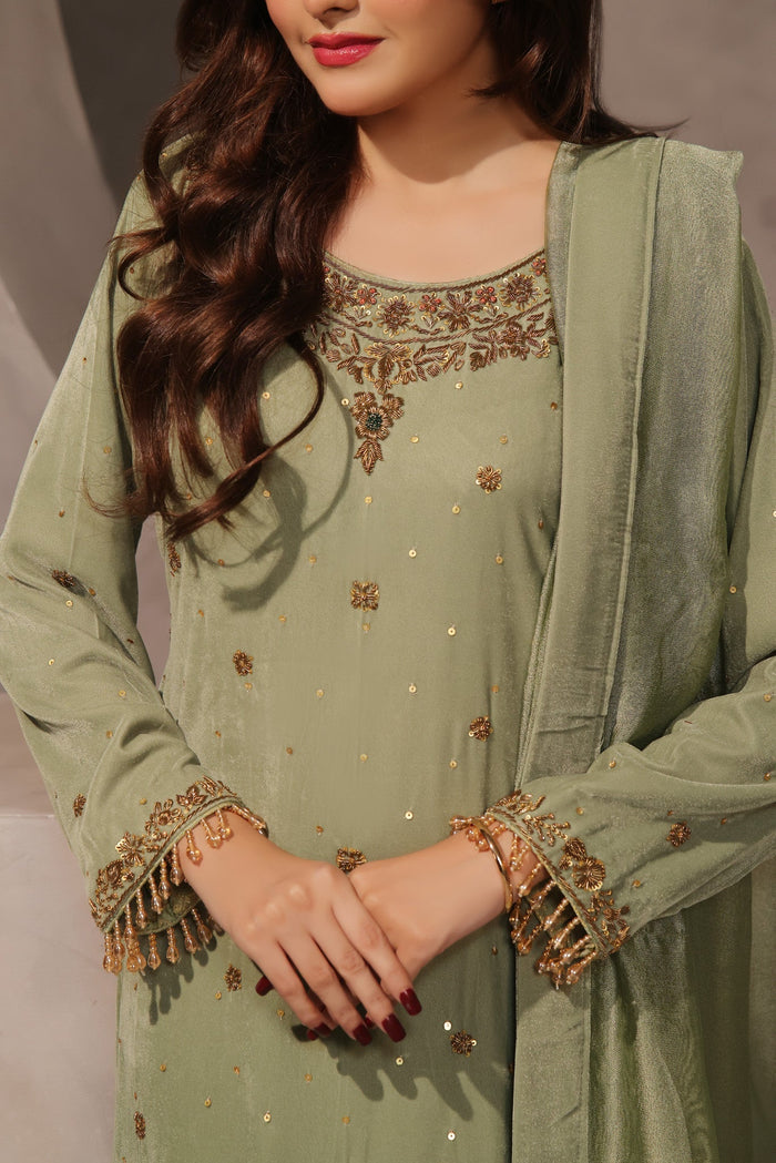 Arooj - bridal look by Karigur Bridal, view 5