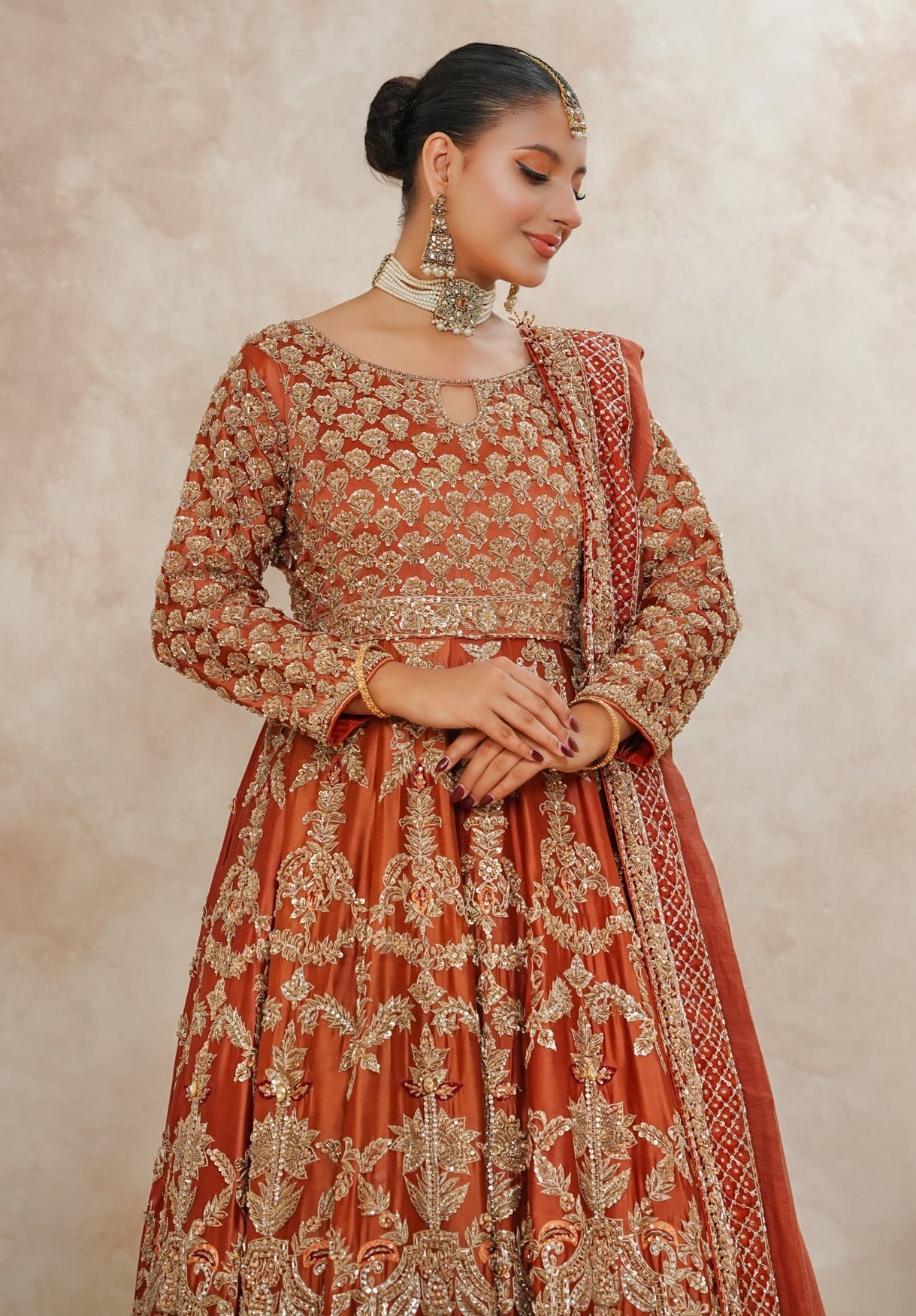 Arwaah - bridal look by Karigur Bridal, view 3