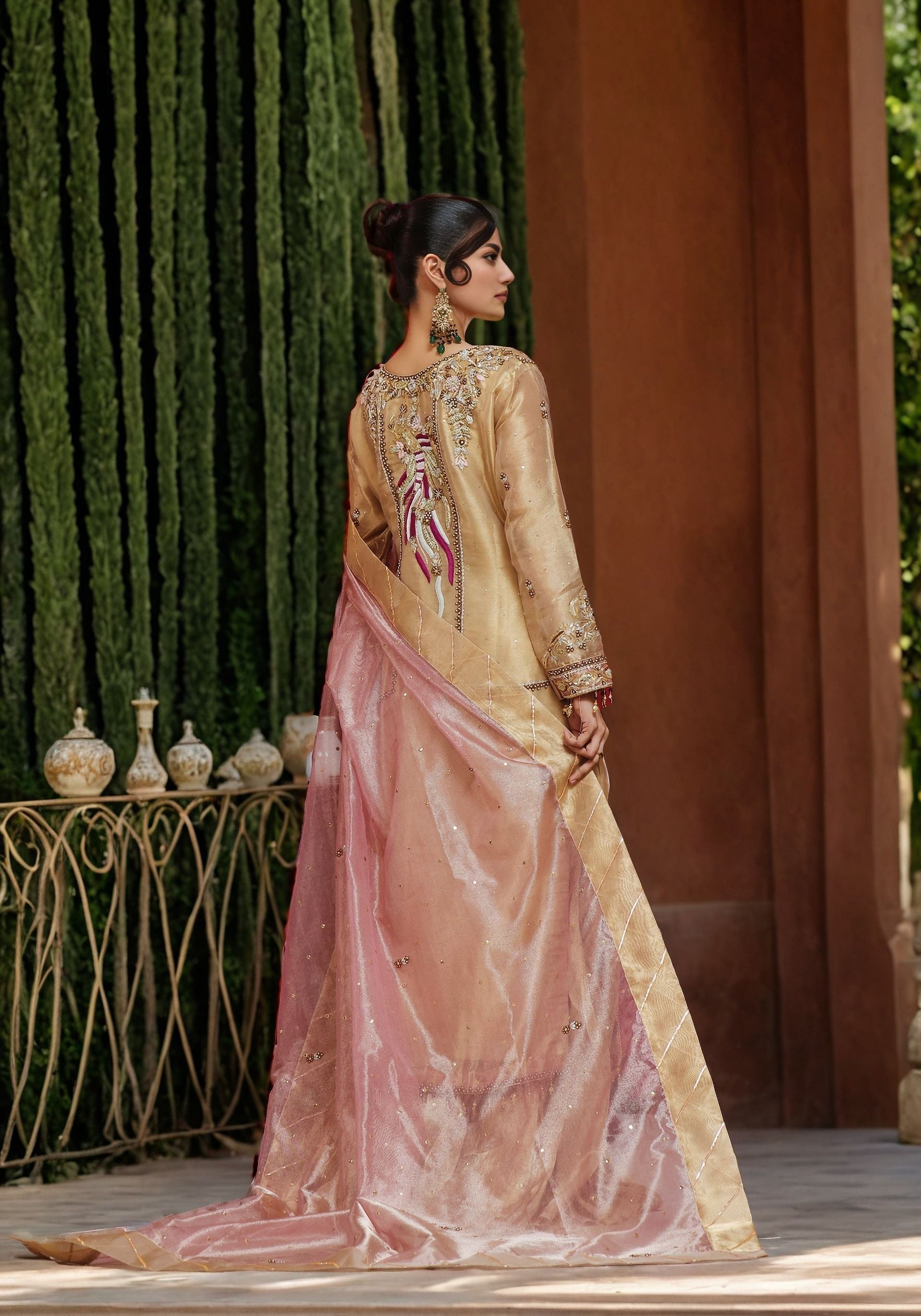Celeste - bridal look by Karigur Bridal, view 3