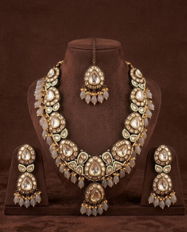 Champagne Kundan Majesty Set - bridal look by Karigur Bridal