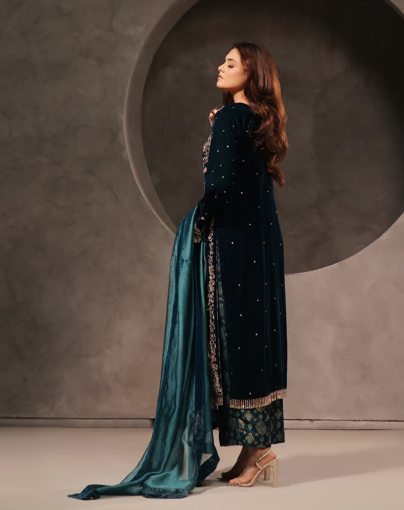 Dilara - bridal look by Karigur Bridal, view 5