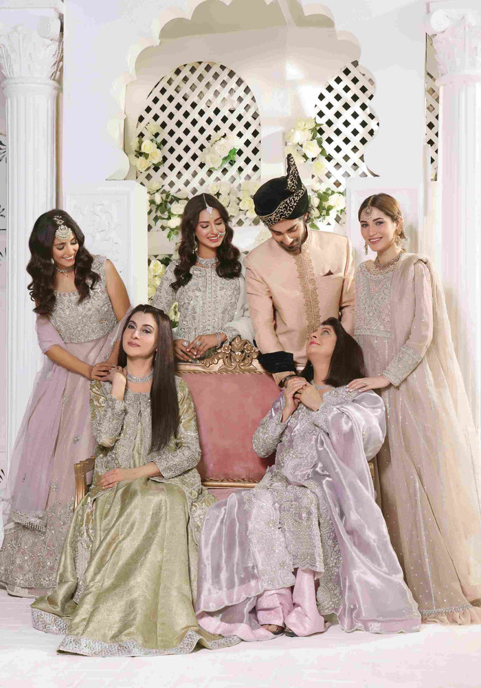 Diva - bridal look by Karigur Bridal, view 4