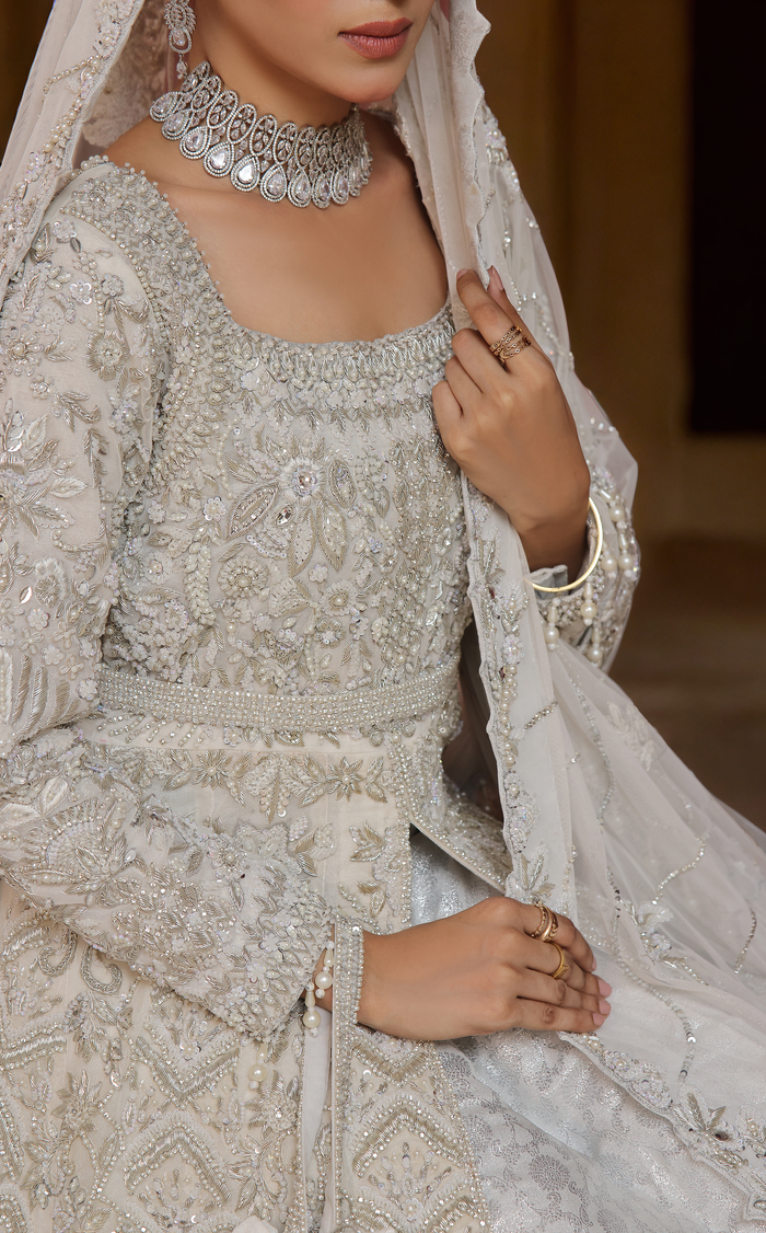 Diya - bridal look by Karigur Bridal, view 6