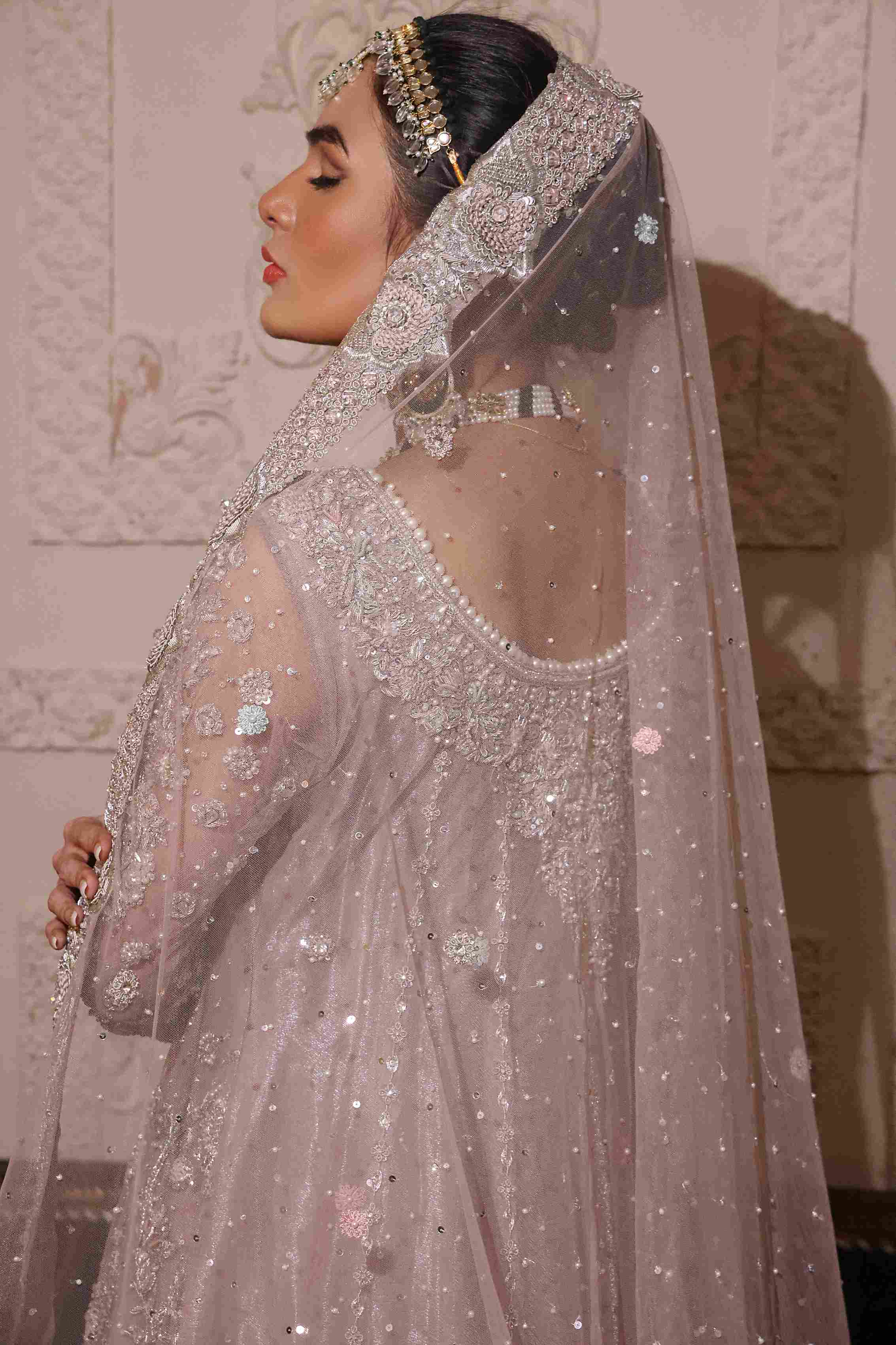 Elzina - bridal look by Karigur Bridal, view 5