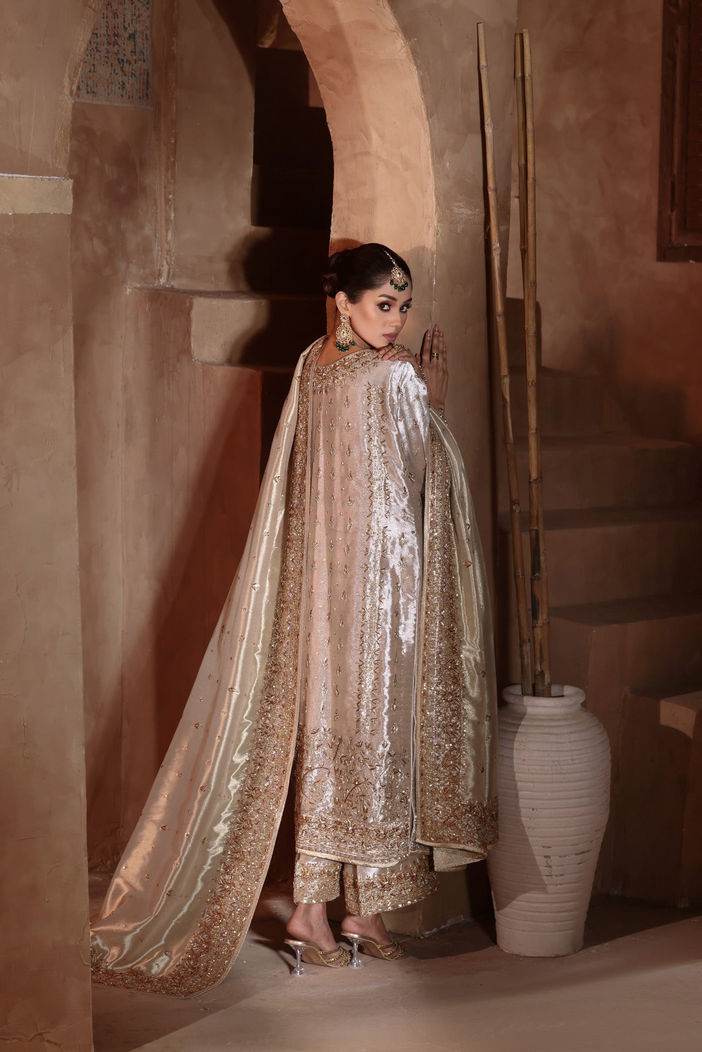 Isadora - bridal look by Karigur Bridal, view 4