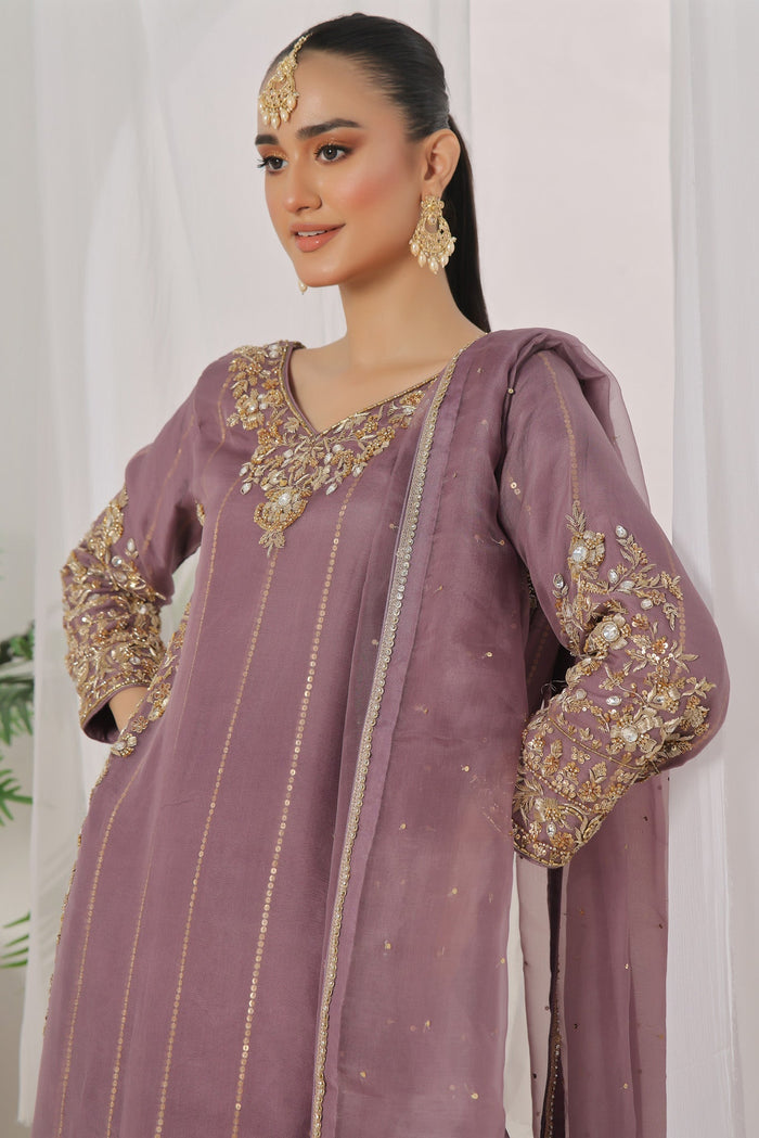 Esmerelda - bridal look by Karigur Bridal, view 3