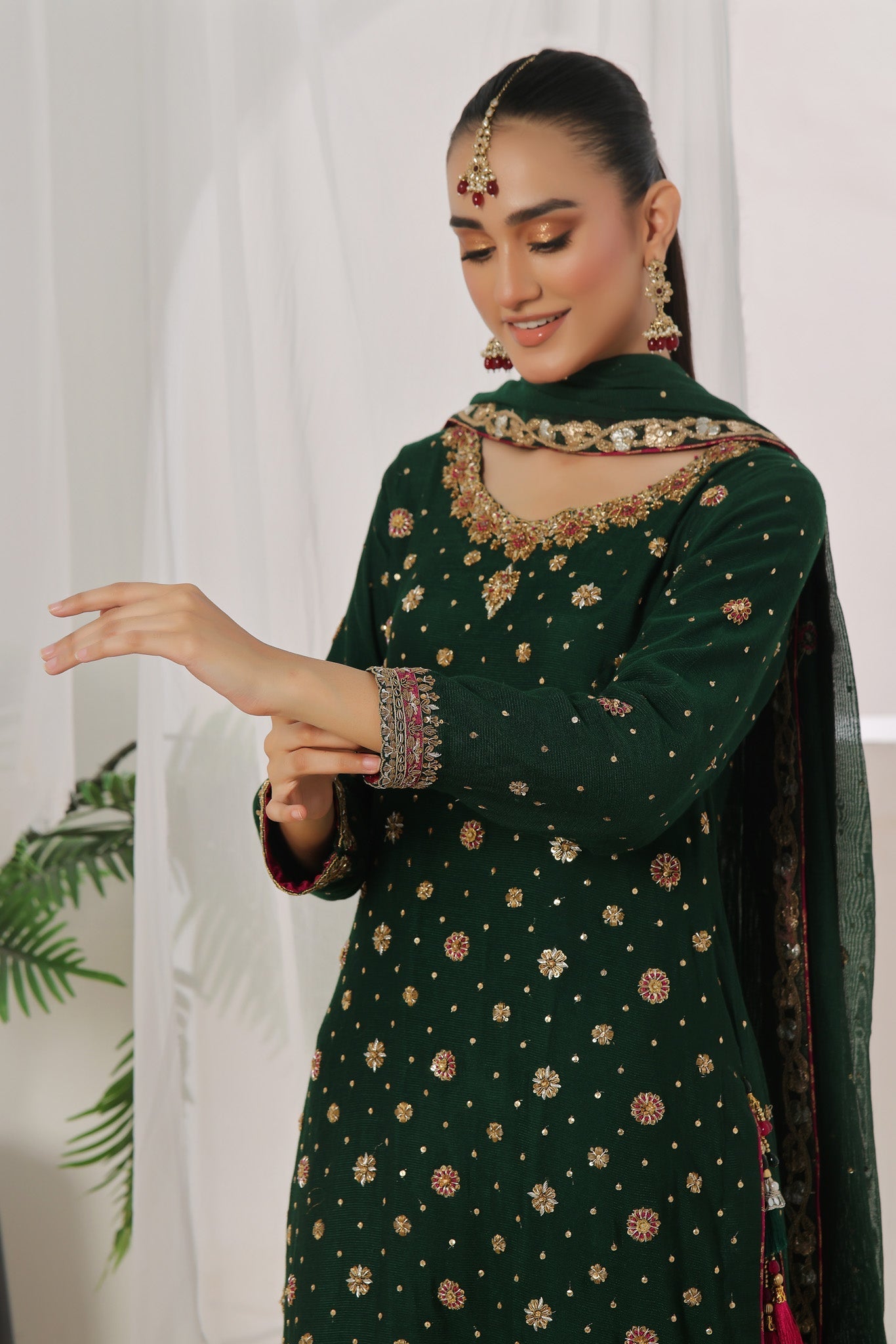 Leenah - bridal look by Karigur Bridal, view 2