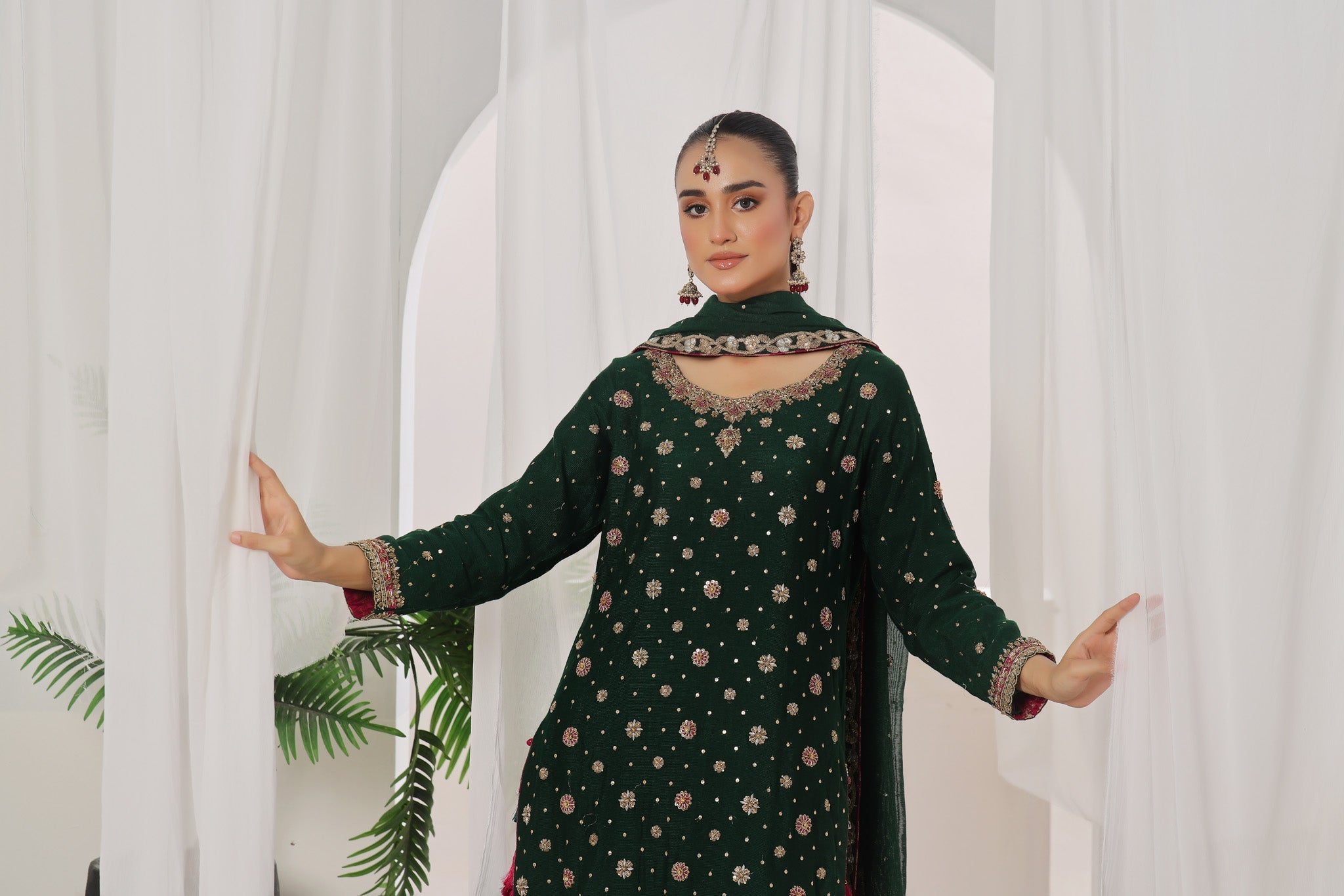 Leenah - bridal look by Karigur Bridal, view 3