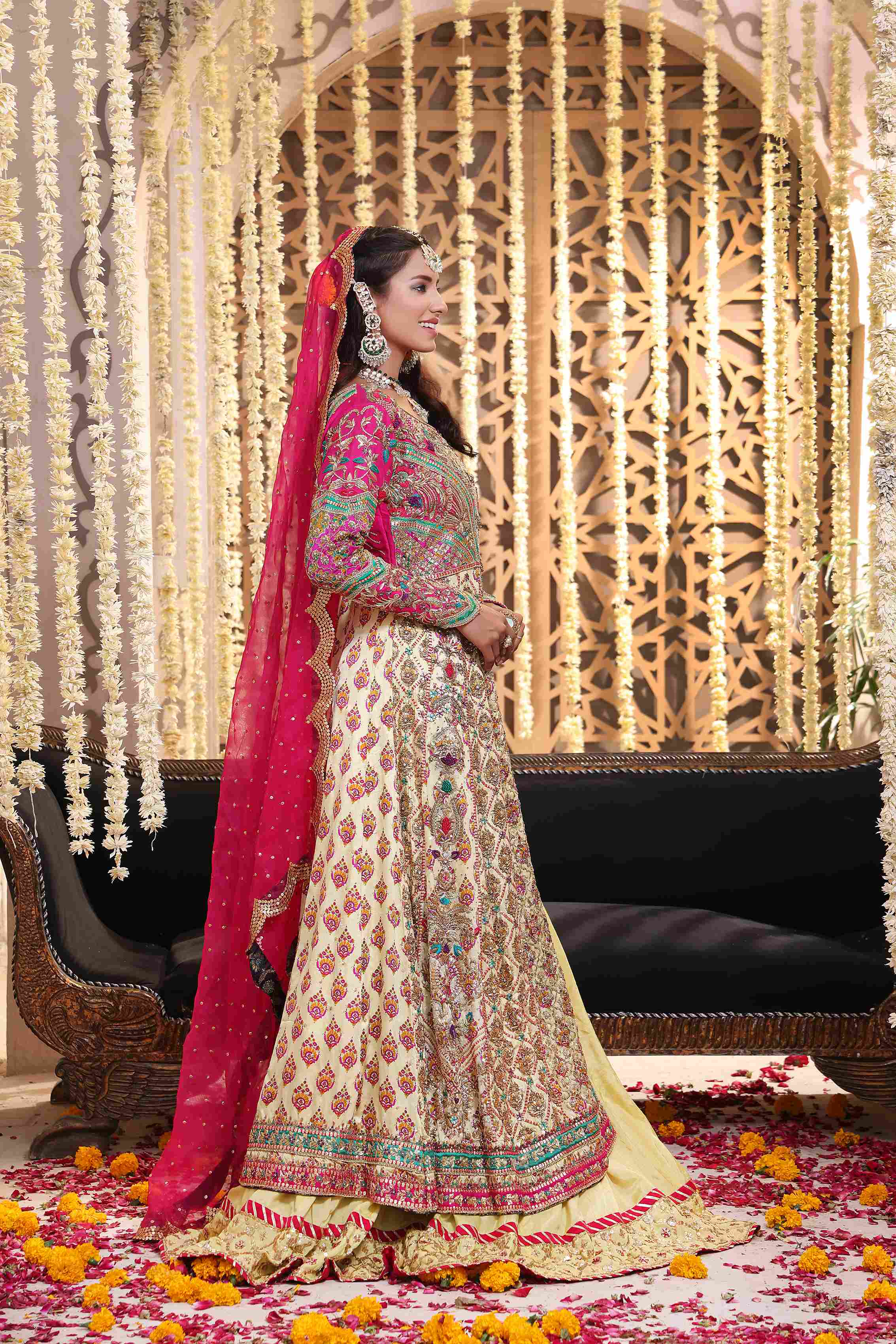 Lorelei - bridal look by Karigur Bridal, view 2