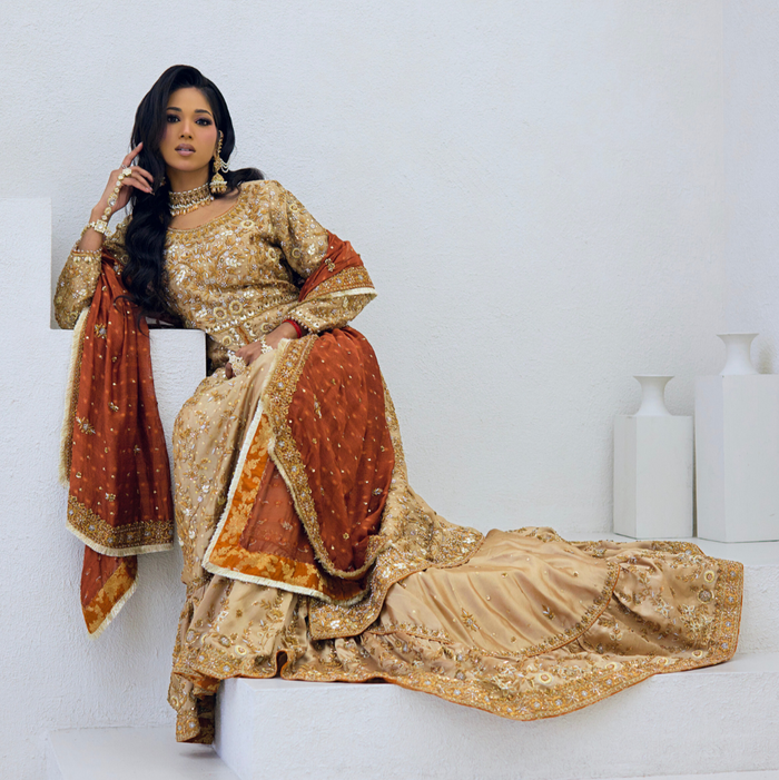 Marika - bridal look by Karigur Bridal, view 3