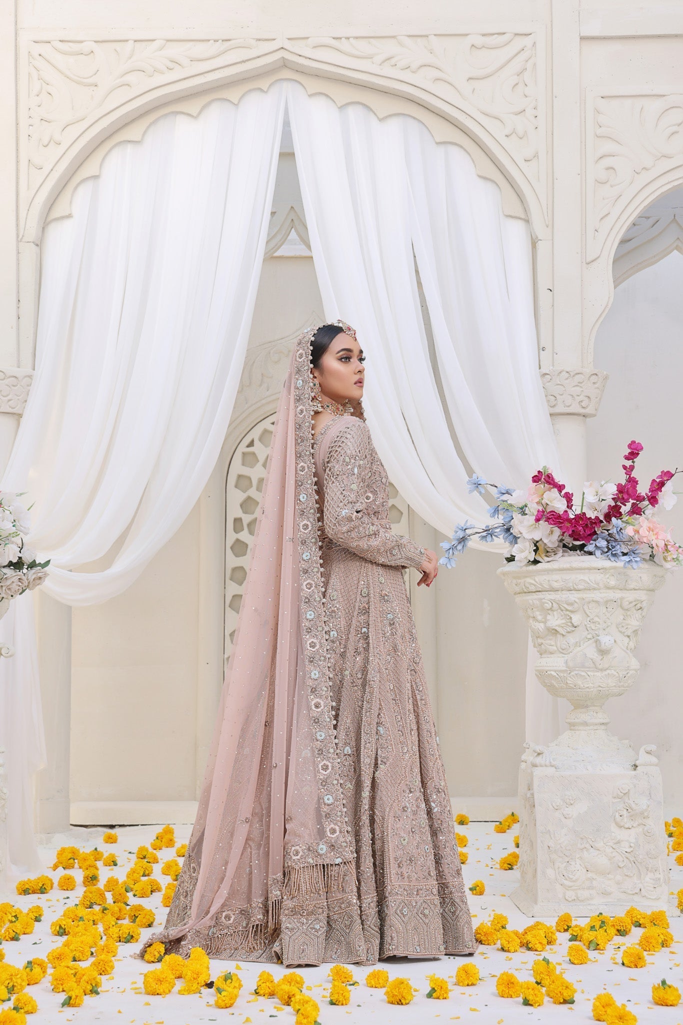 Mazneen - bridal look by Karigur Bridal, view 5