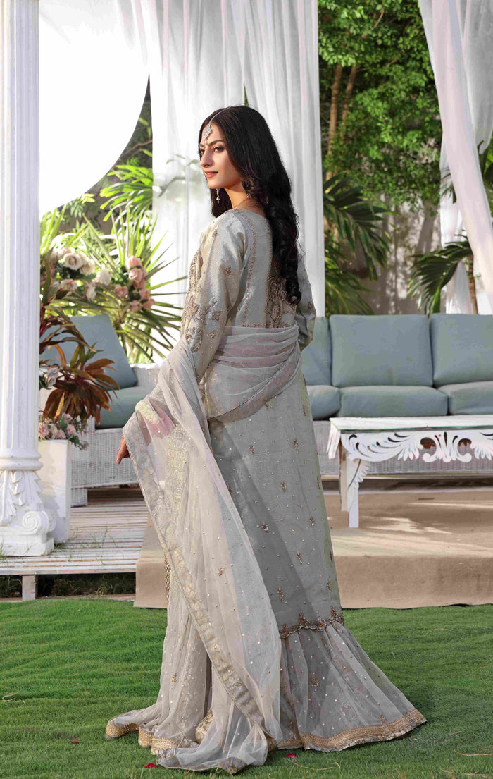 Naaz - bridal look by Karigur Bridal, view 3