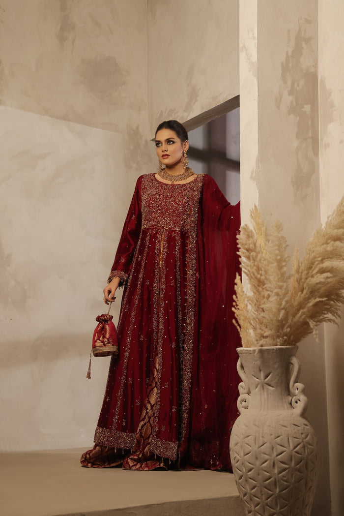 Nawal - bridal look by Karigur Bridal, view 3