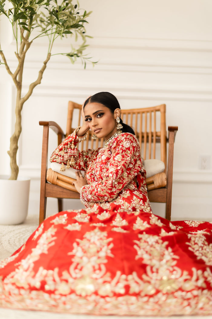 Nayab - bridal look by Karigur Bridal, view 6