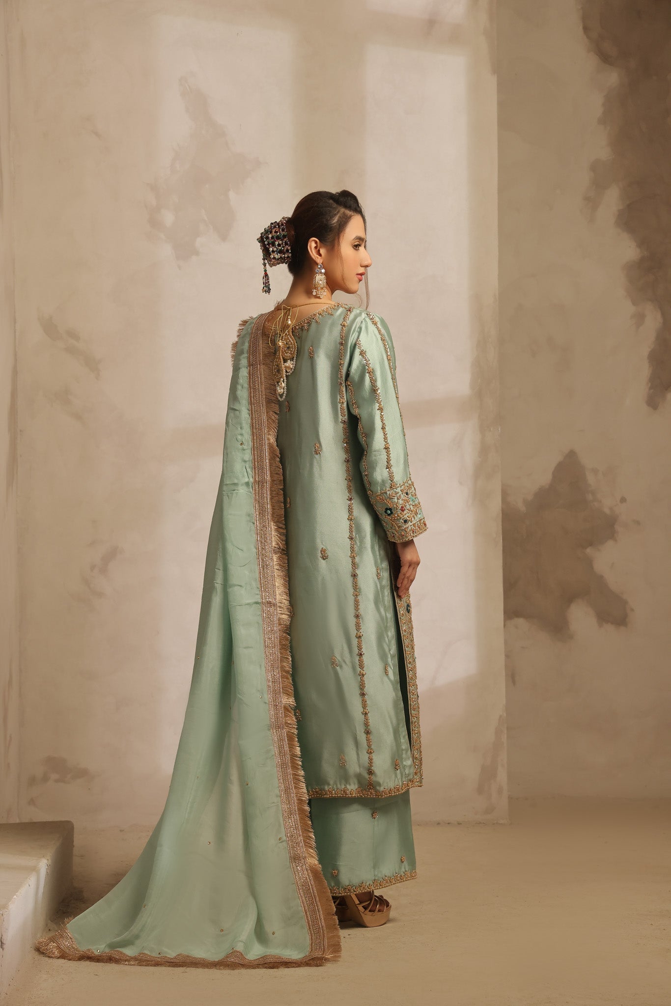 Nisa - bridal look by Karigur Bridal, view 4