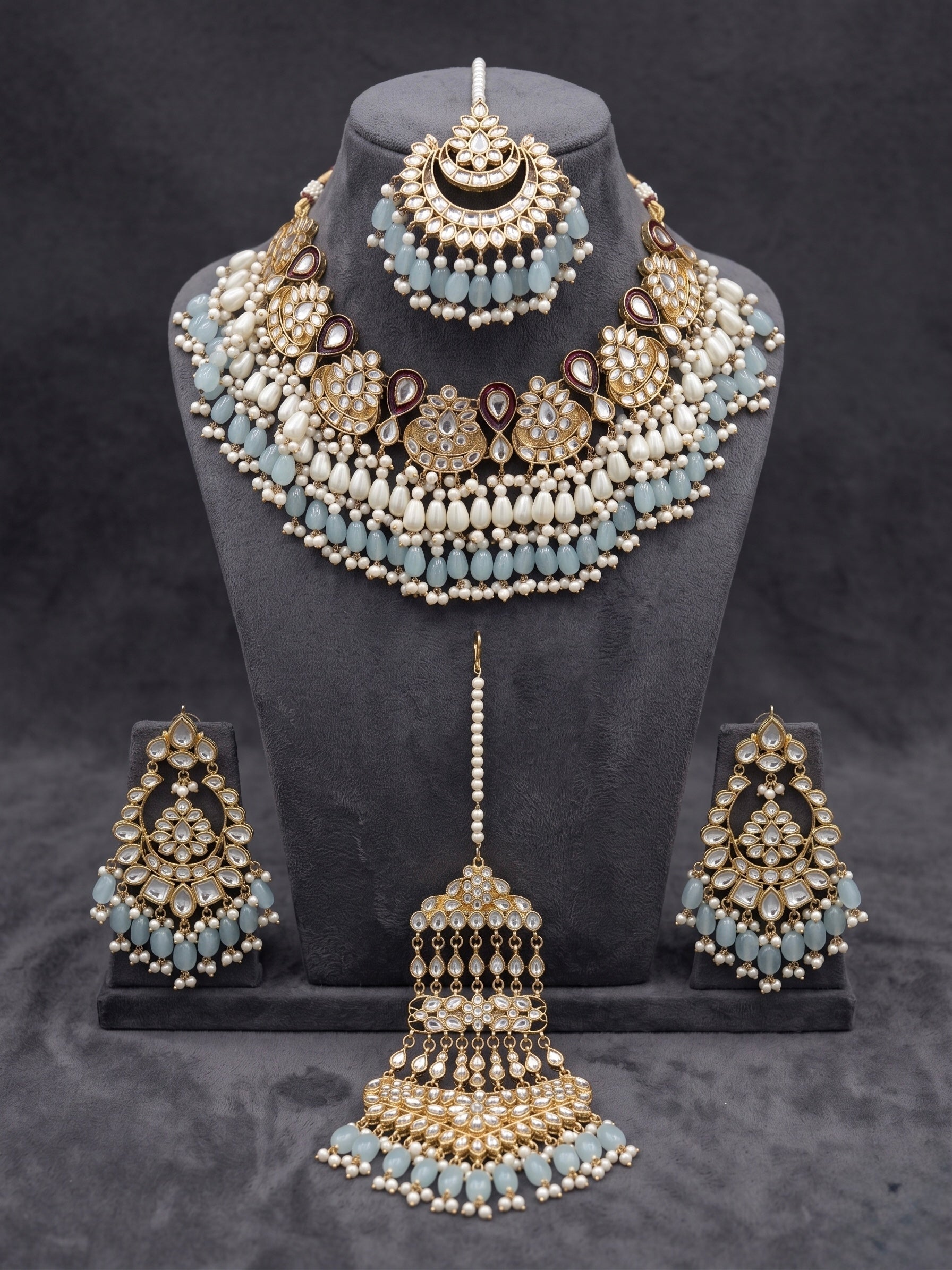 Noor Jhoomar Set - bridal look by Karigur Bridal