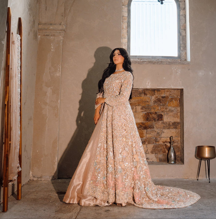 Ranya - bridal look by Karigur Bridal, view 3