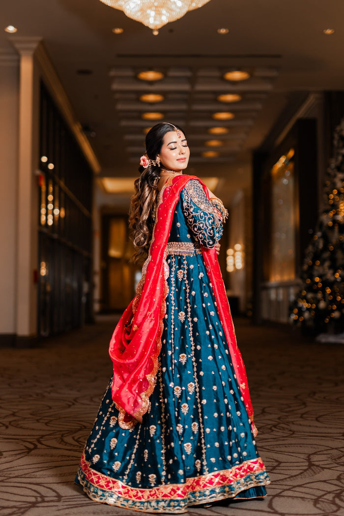 Rihana - bridal look by Karigur Bridal, view 6