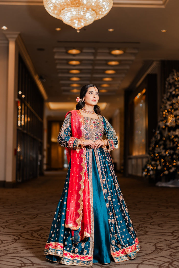 Rihana - bridal look by Karigur Bridal, view 7