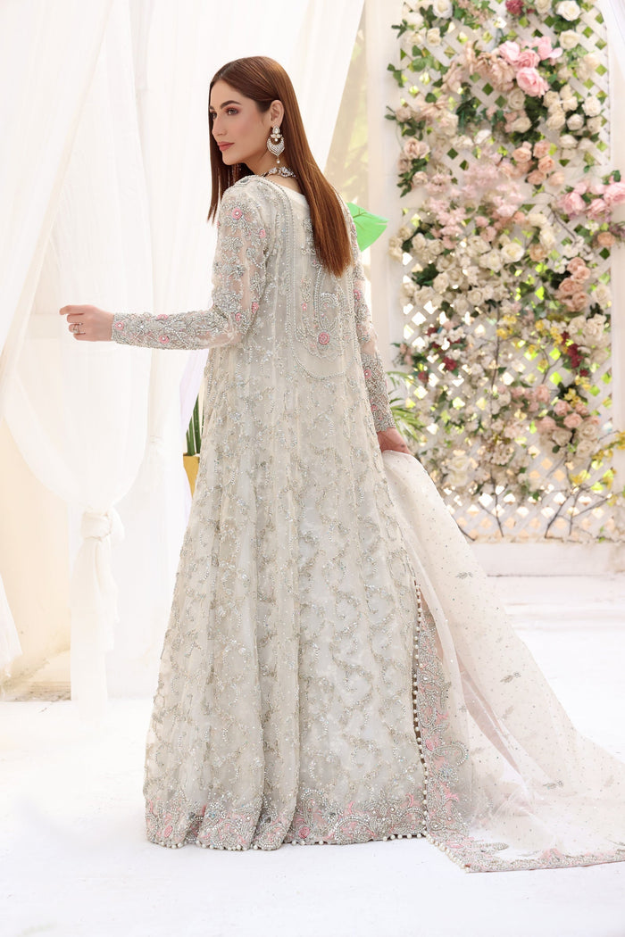 Rohesia - bridal look by Karigur Bridal, view 4