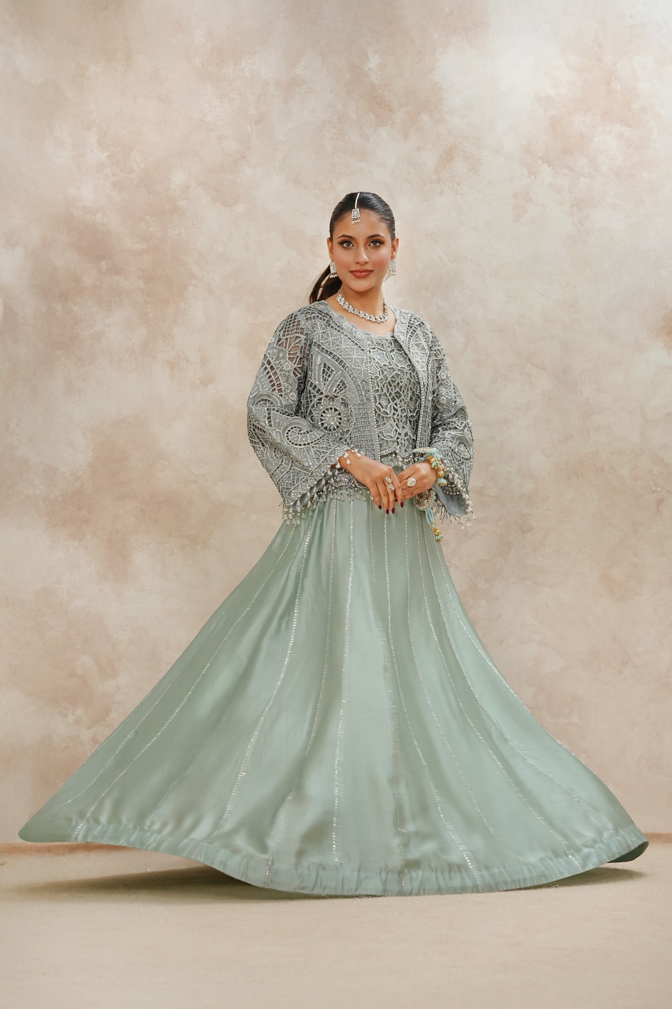 Ruqayyah - bridal look by Karigur Bridal, view 5