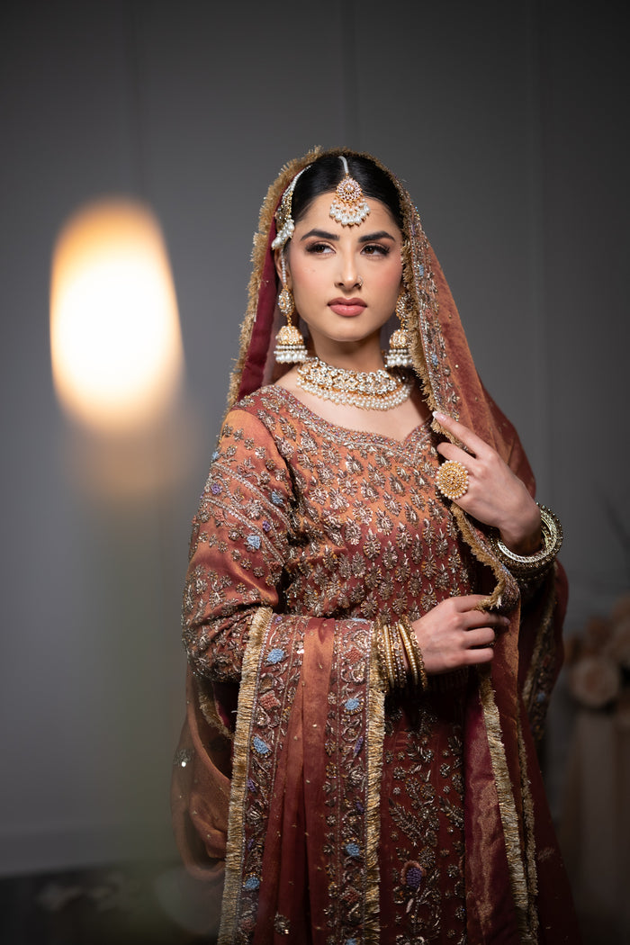 Sabina - bridal look by Karigur Bridal, view 2