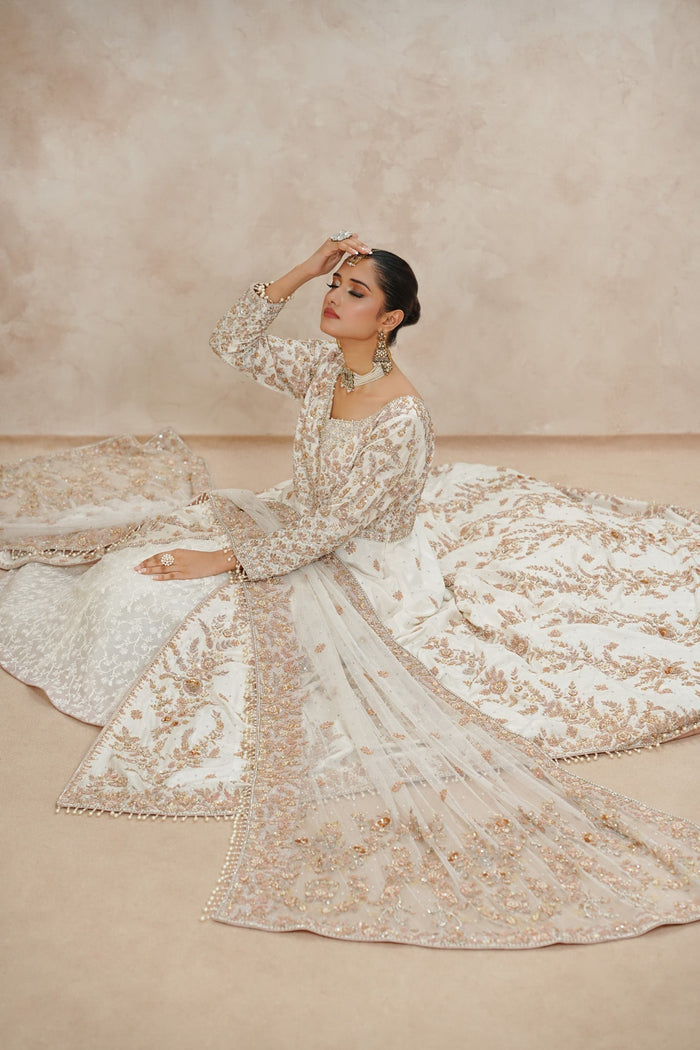Samsara - bridal look by Karigur Bridal, view 6