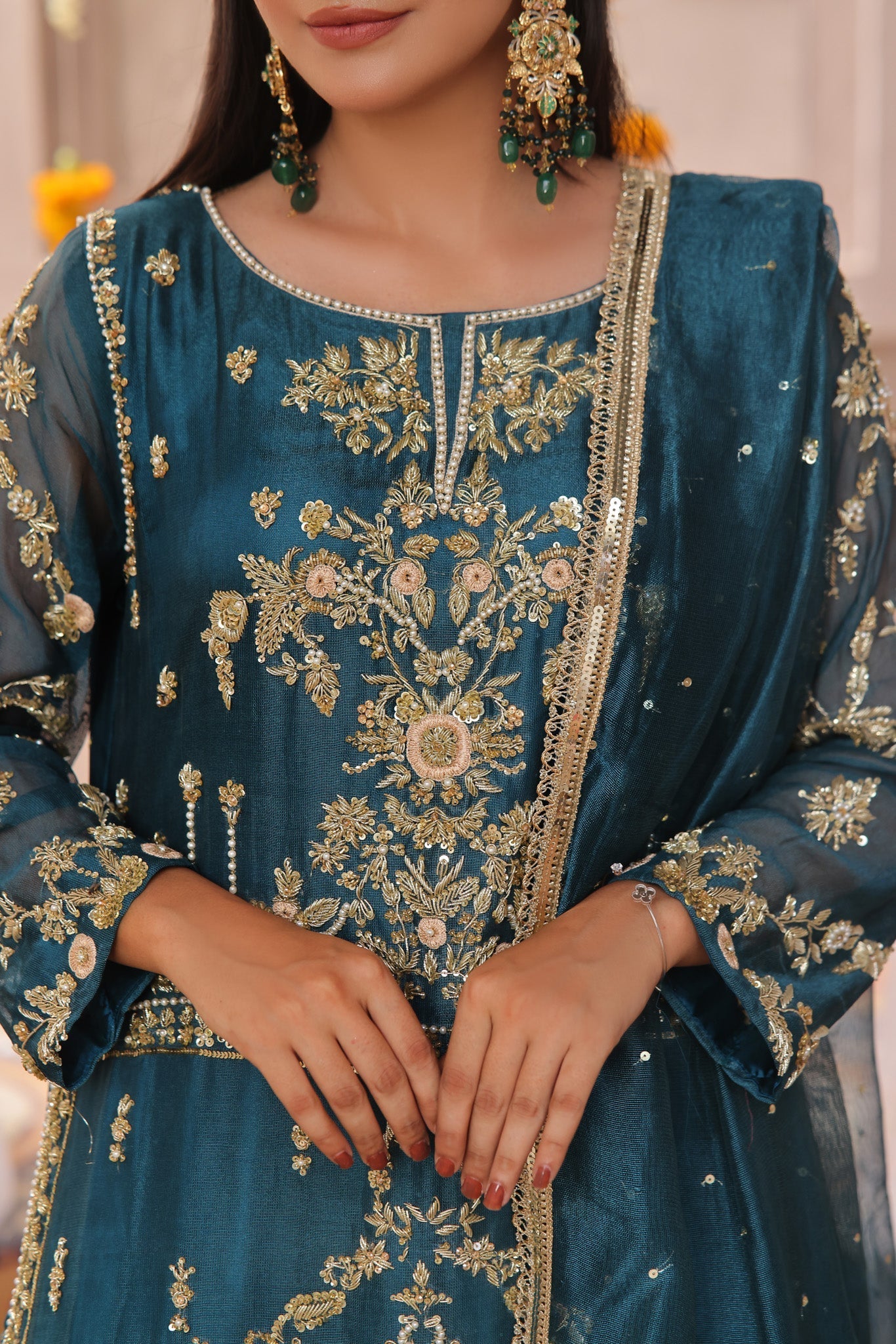 Sara - bridal look by Karigur Bridal, view 5