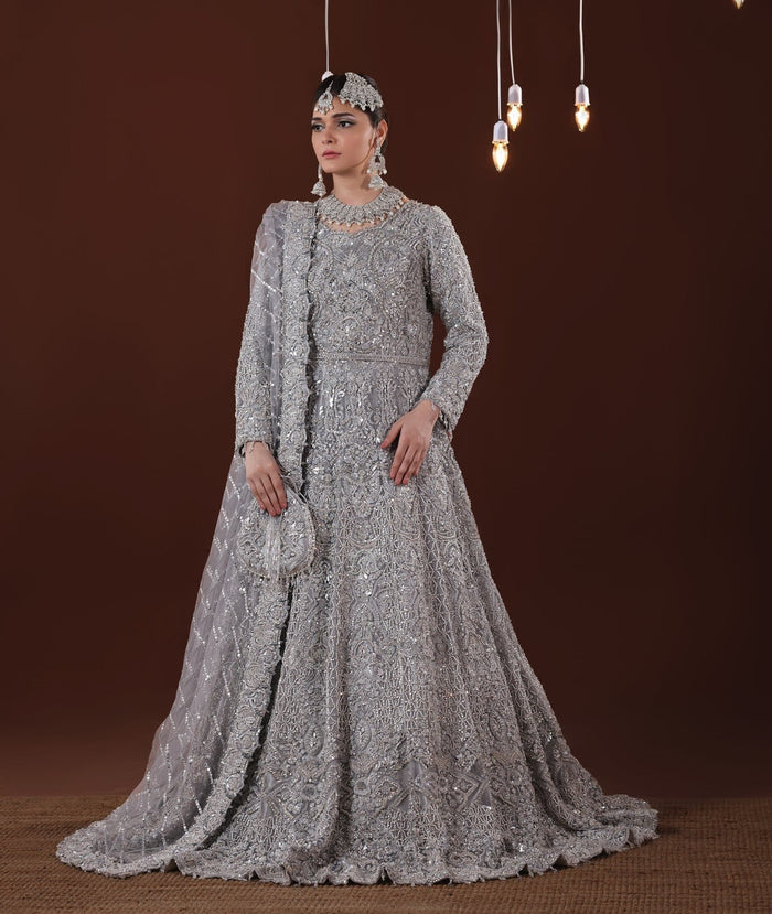 Saraha - bridal look by Karigur Bridal, view 2