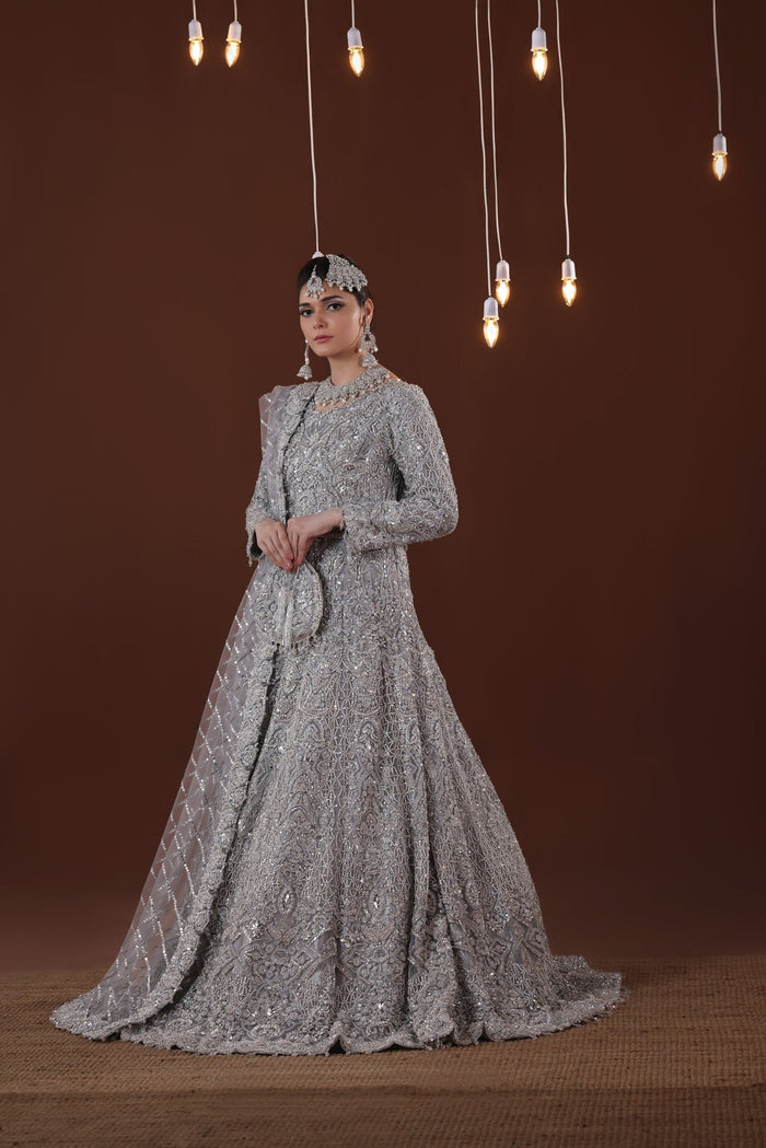 Saraha - bridal look by Karigur Bridal, view 4