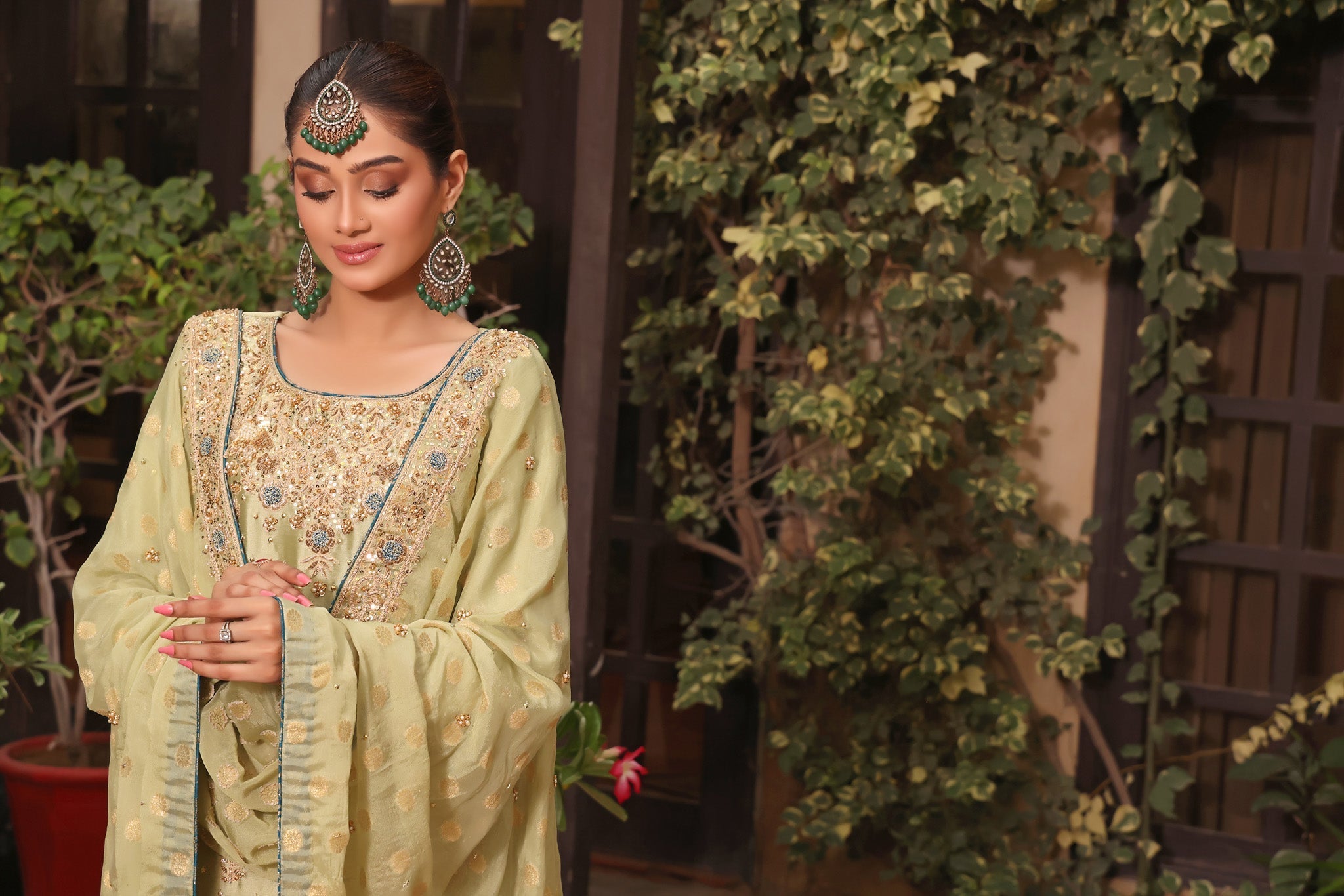 Shameem - bridal look by Karigur Bridal, view 5