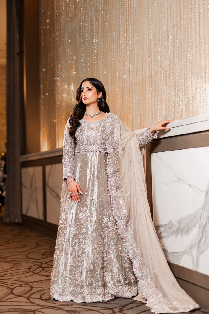 Sylvia - bridal look by Karigur Bridal, view 6