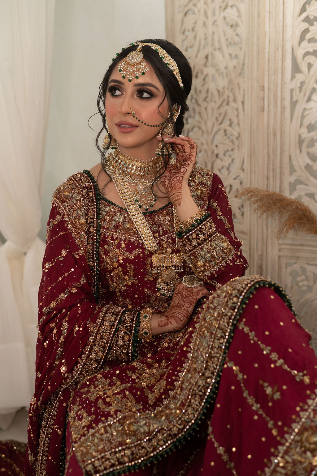 Syra - bridal look by Karigur Bridal, view 5