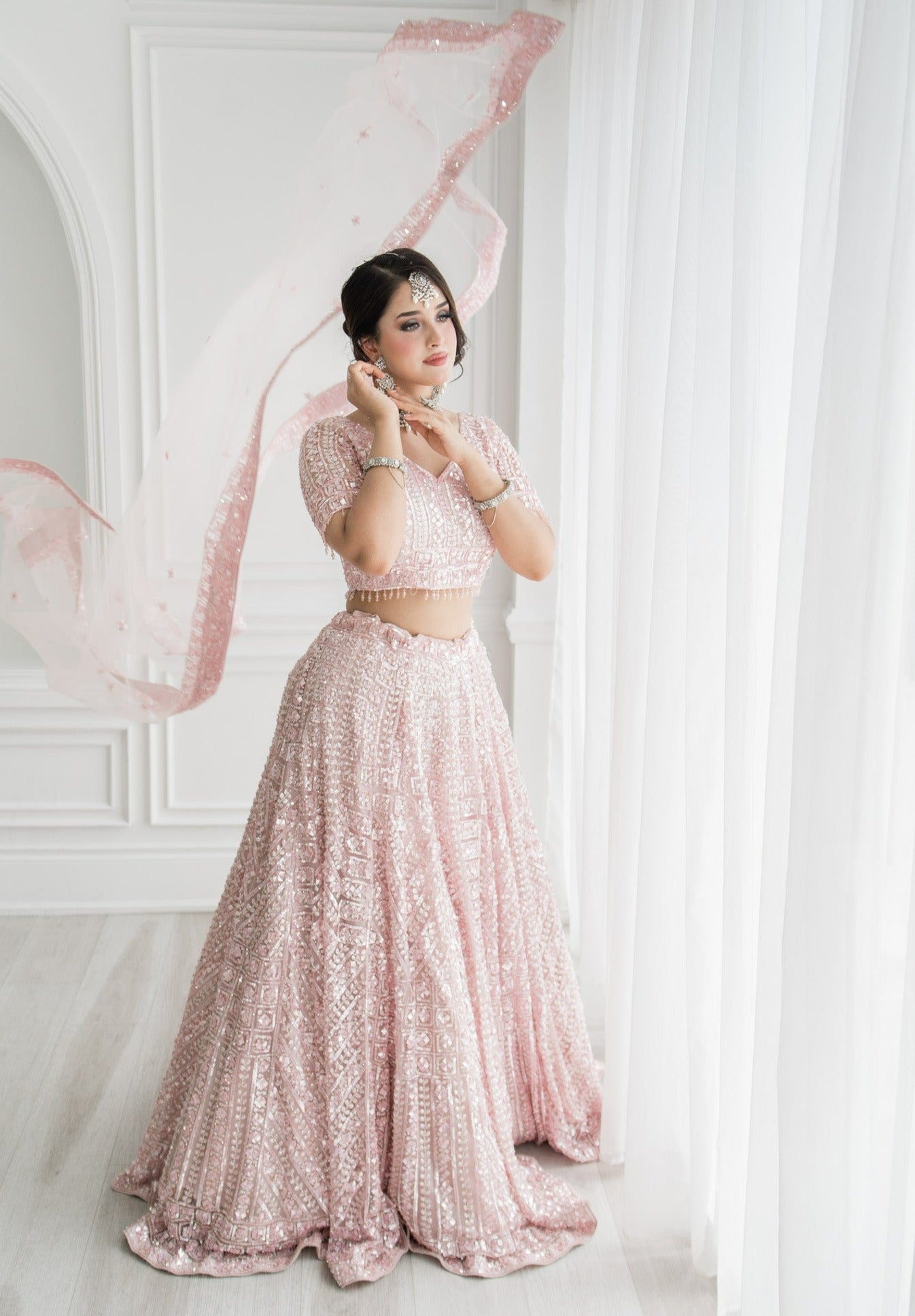 Tiah - bridal look by Karigur Bridal