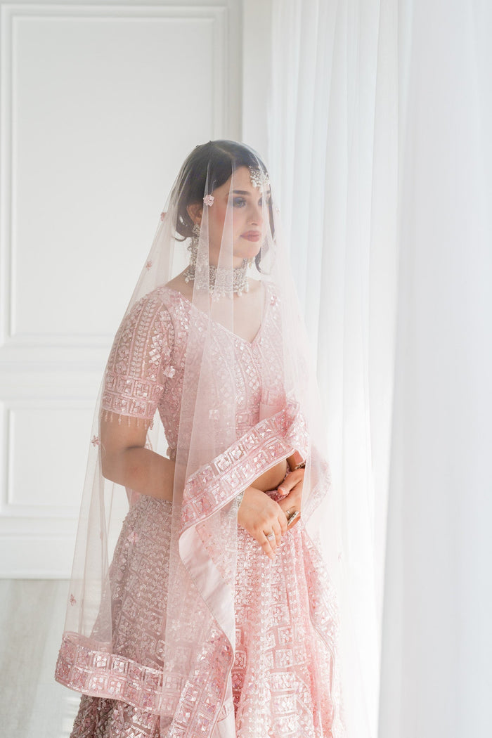 Tiah - bridal look by Karigur Bridal, view 4