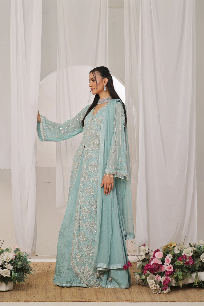 Wardah - bridal look by Karigur Bridal, view 2