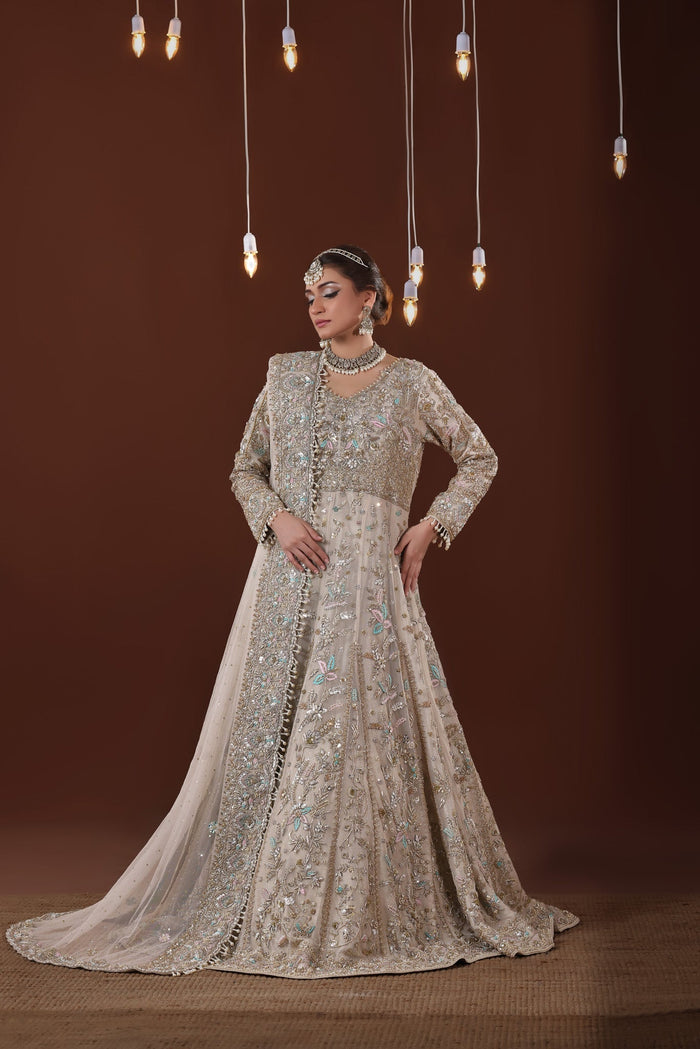 Yohana - bridal look by Karigur Bridal, view 3