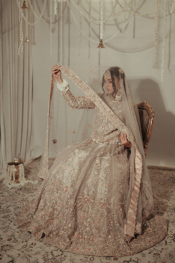 Yusra - bridal look by Karigur Bridal, view 2