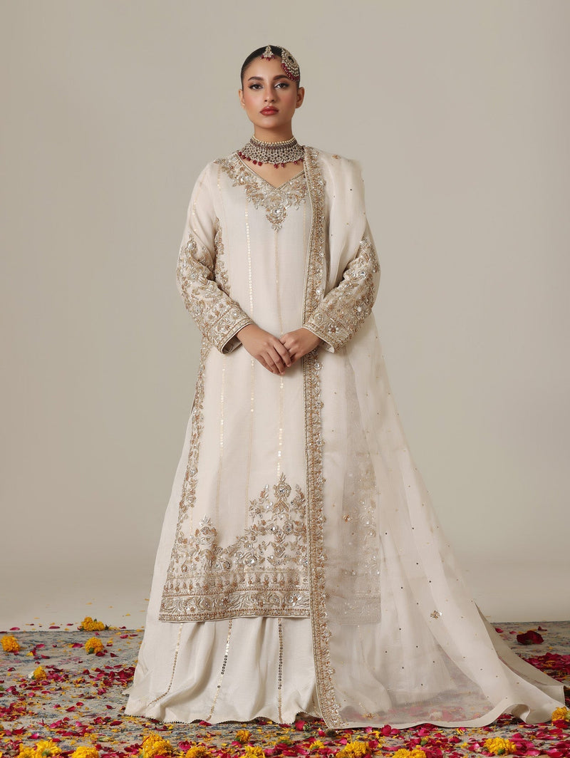 Karigur wedding couture look