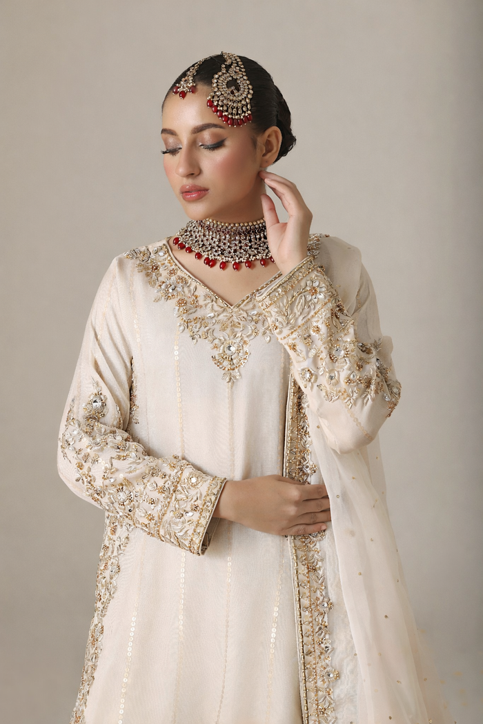 Zafiya - bridal look by Karigur Bridal, view 2