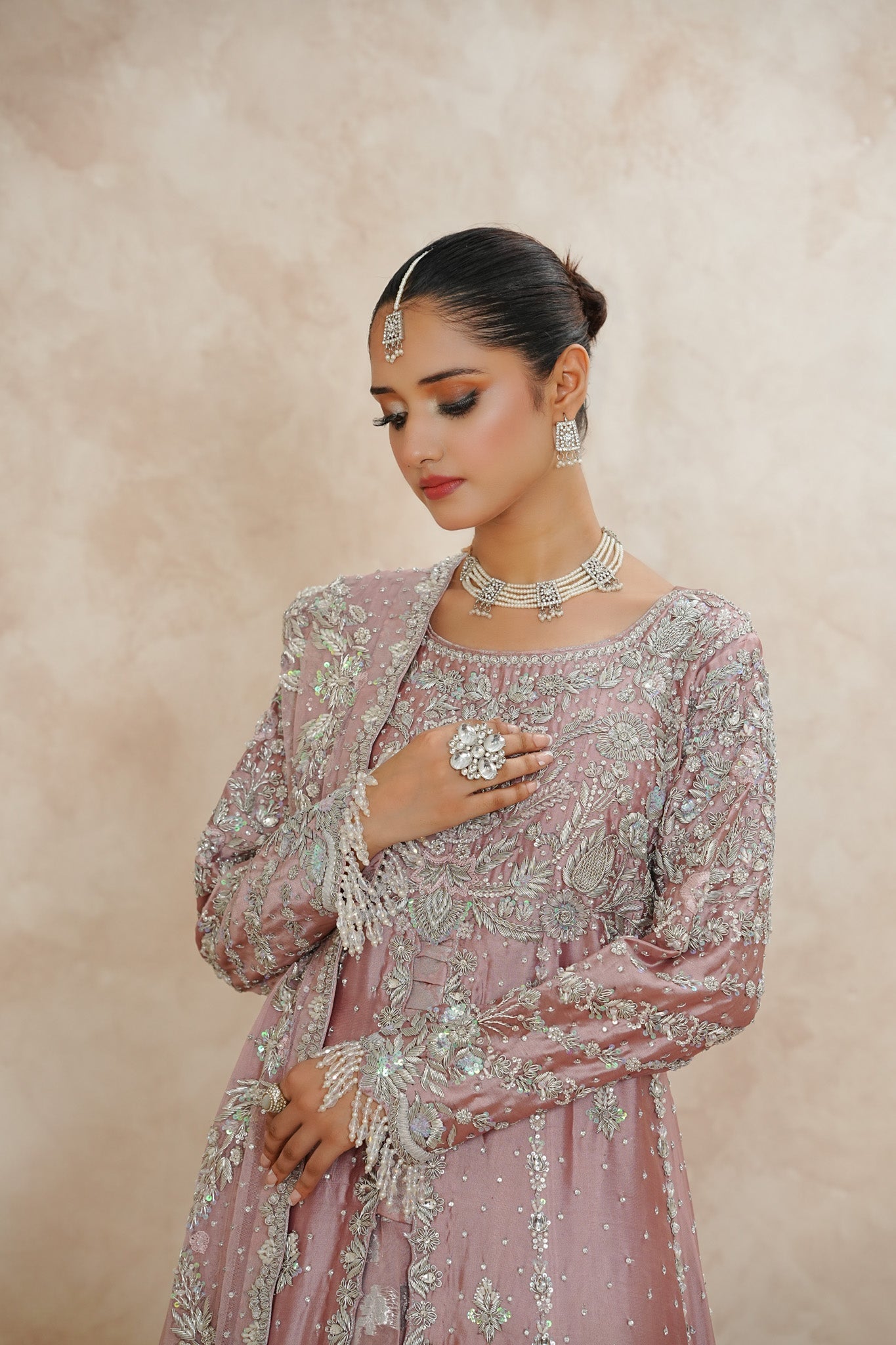 Zahra - bridal look by Karigur Bridal, view 3