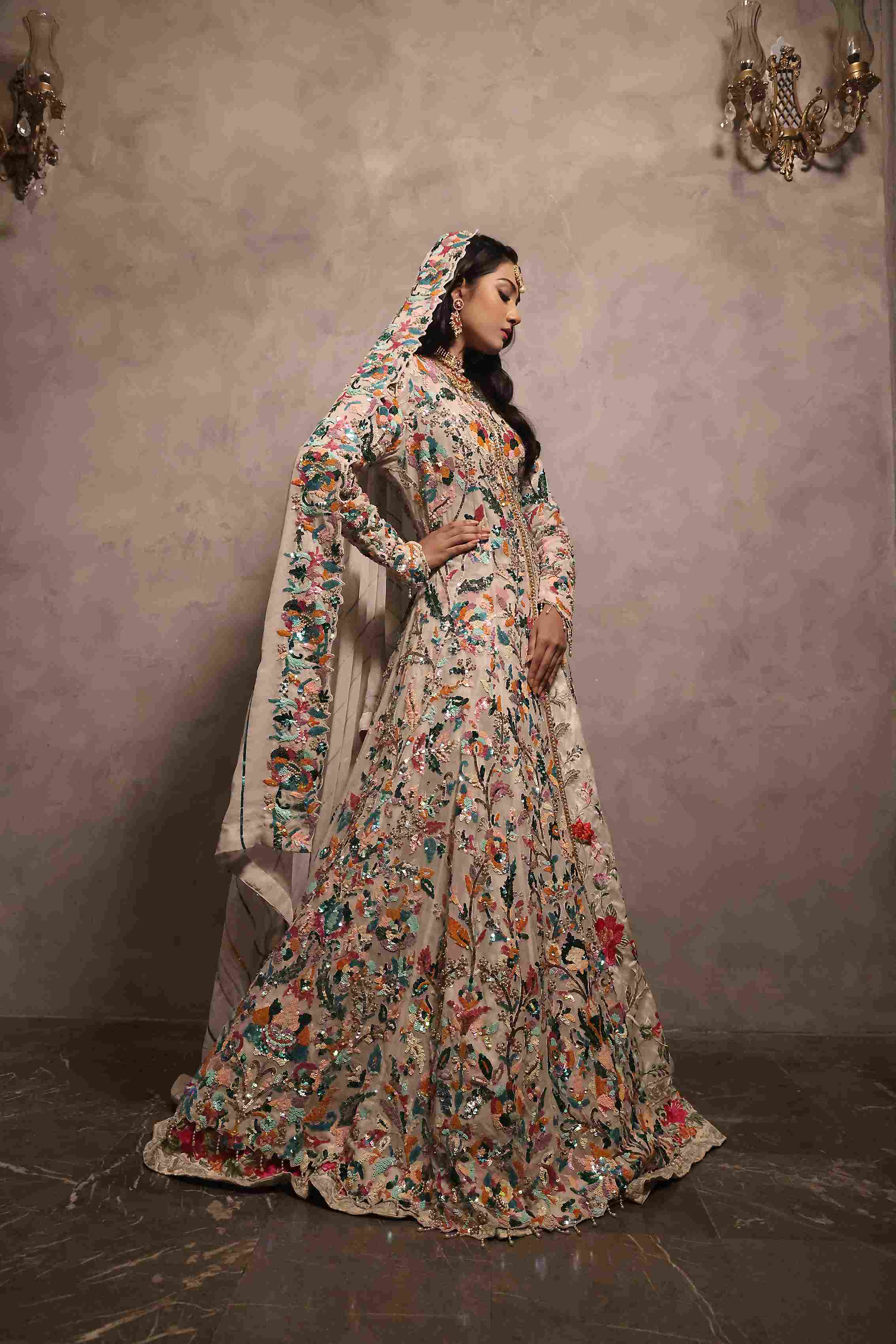 Zaira - bridal look by Karigur Bridal, view 4