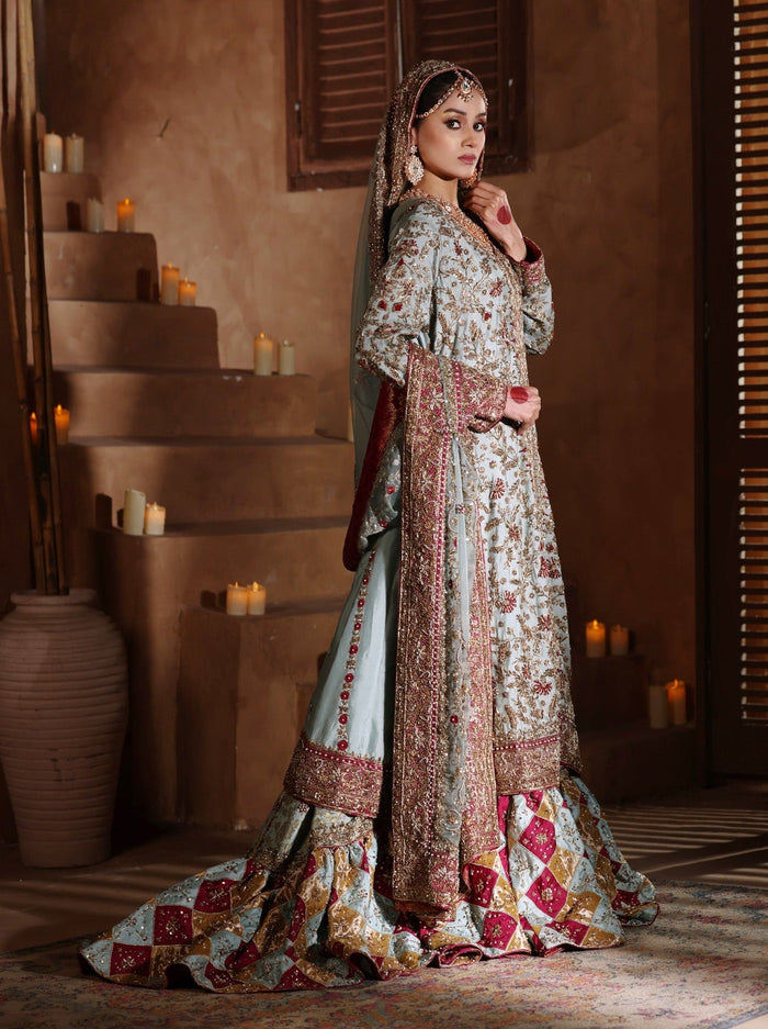 Zareen - bridal look by Karigur Bridal, view 3
