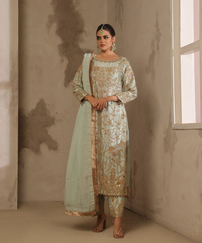 Zinia - bridal look by Karigur Bridal