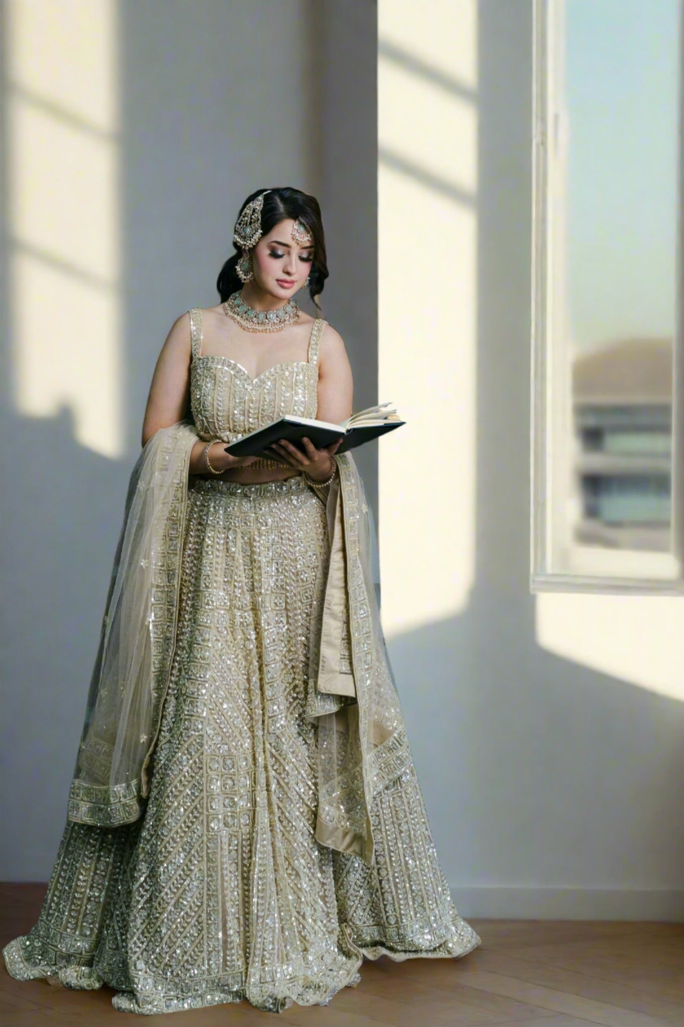 Zoa - bridal look by Karigur Bridal, view 4