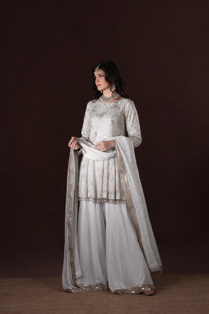 Aayra - formal wear by Karigur Bridal, view 6